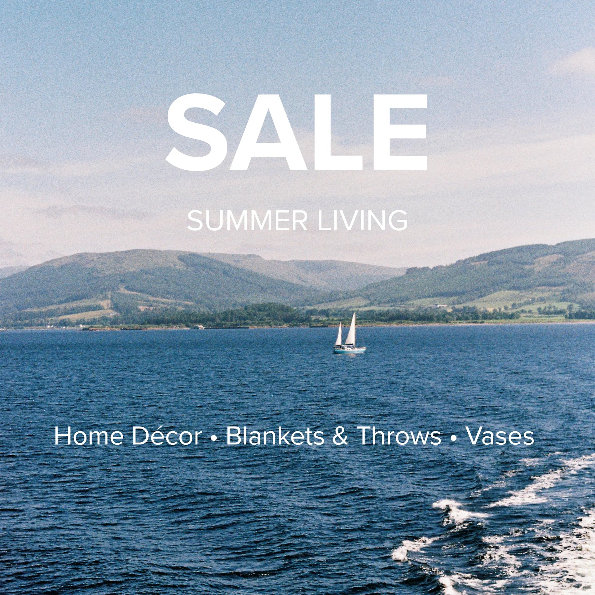 Natural fibre blankets and throws made from wool, cashmere, linen, and alpaca – woven for mindful living.