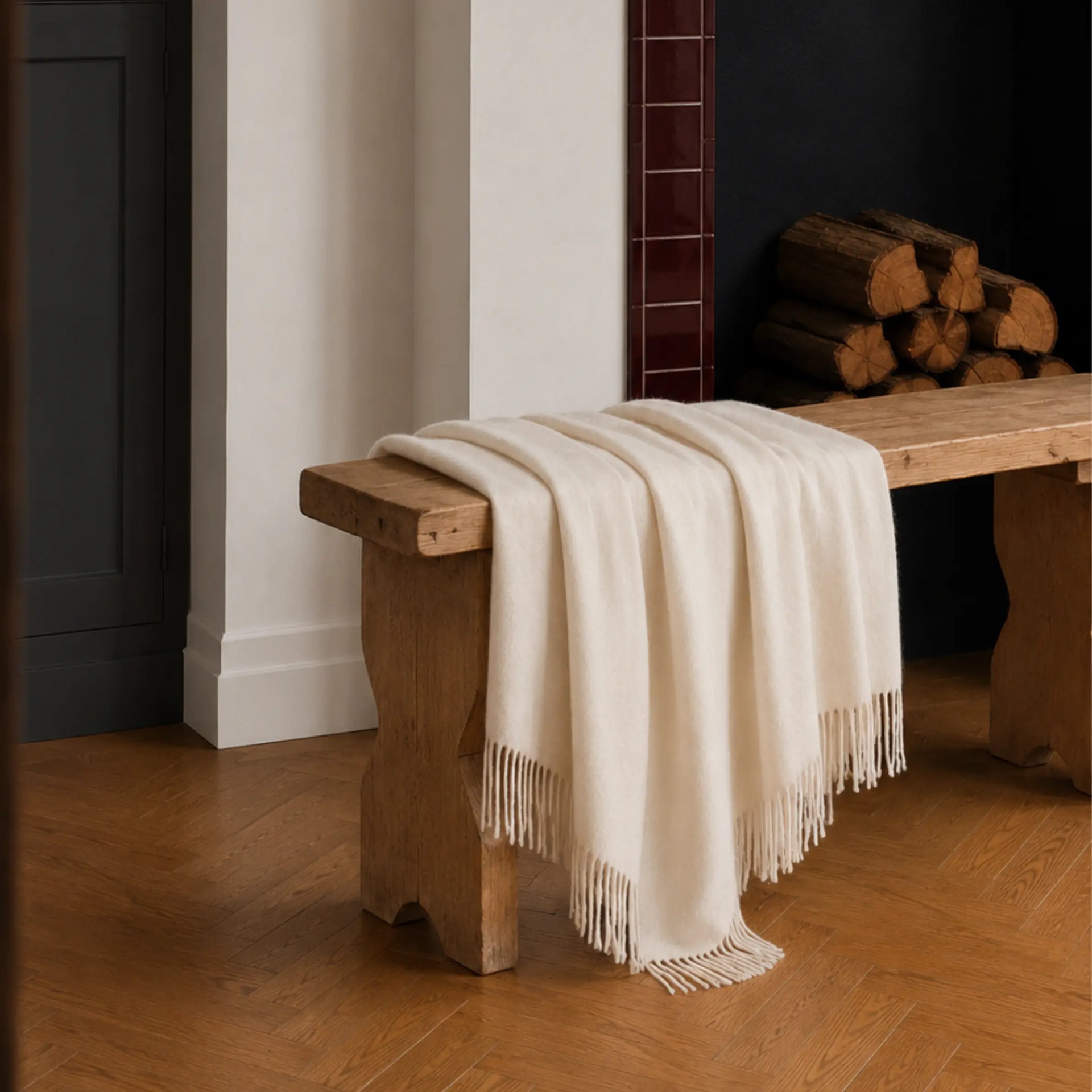 Monochrome. Blankets & Throws