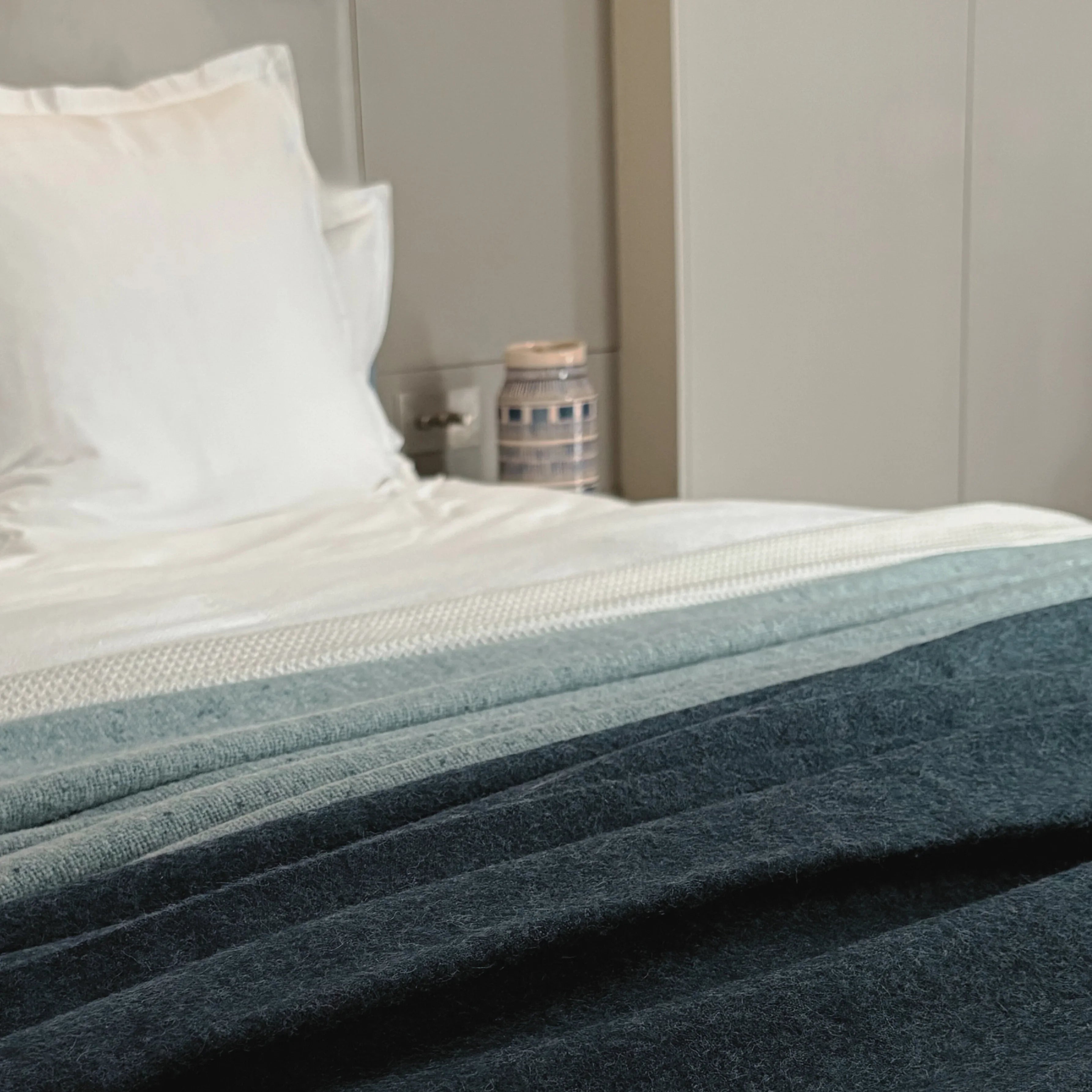 Best-selling handmade ceramics and natural textiles – vases, plates, and throws for mindful homes.