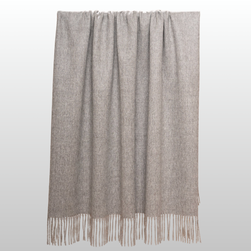 Undyed Mid Grey, Classic Throw
