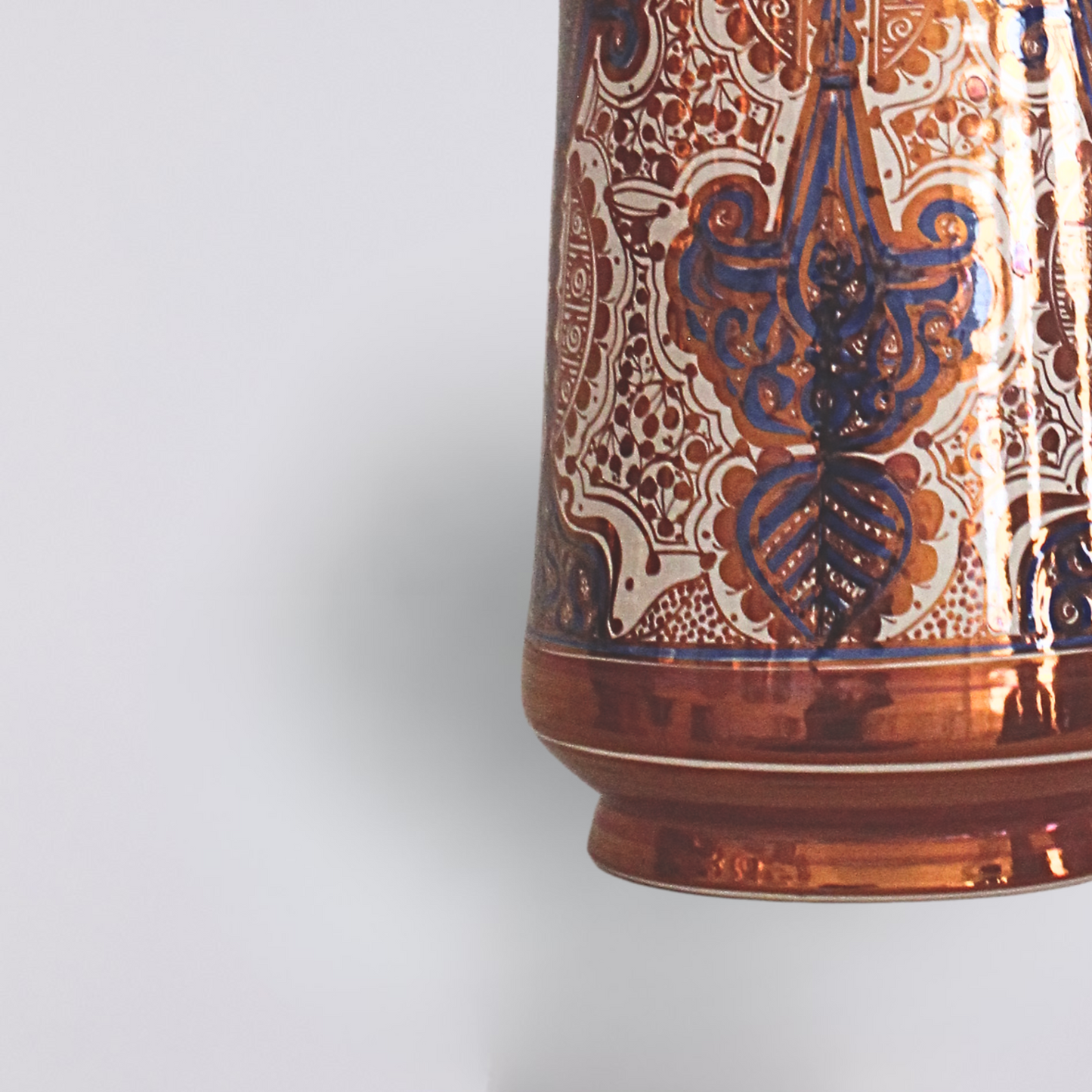 Silent Bloom Vase
