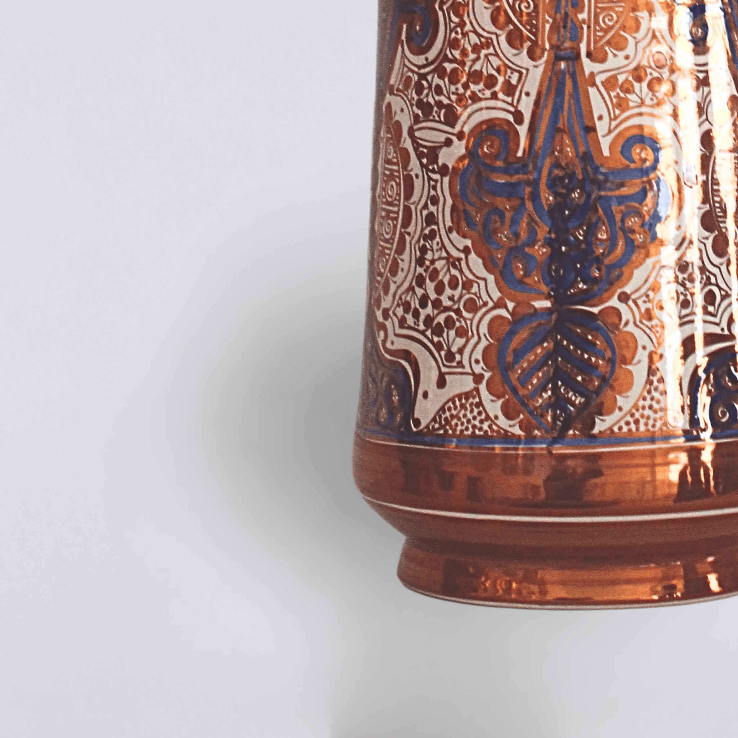 Silent Bloom Vase