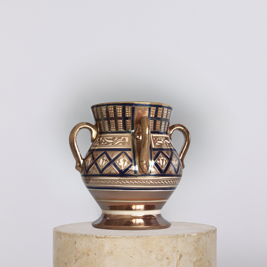 Threefold Vessel