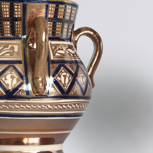 Threefold Vessel