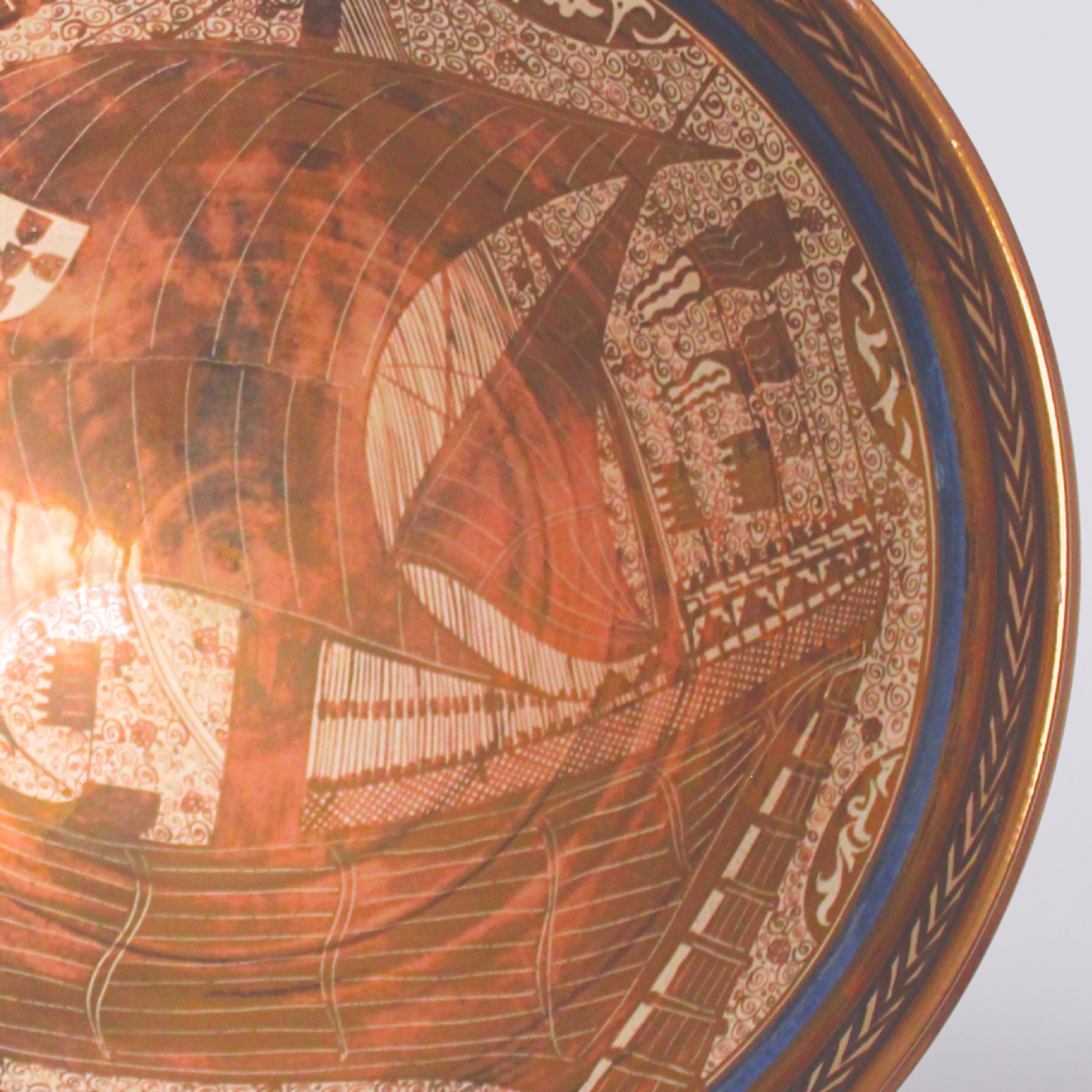 Unseen Shore Décor Plate