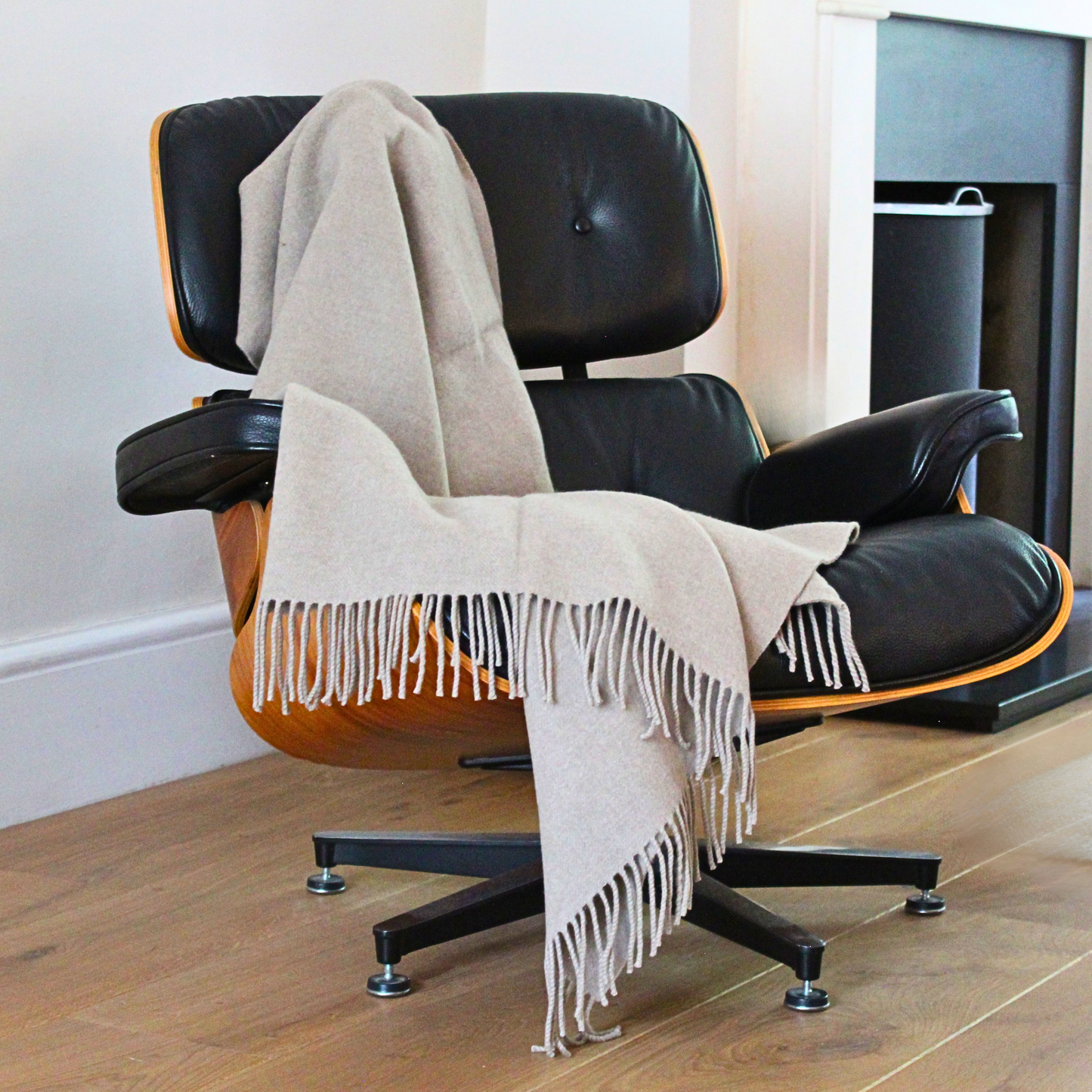 Bothan Taupe Throw