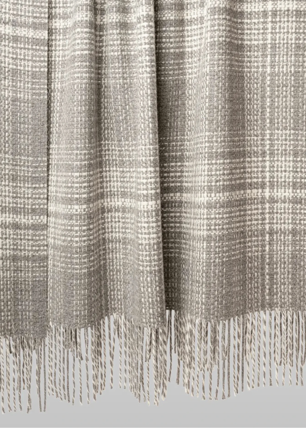 ayni throw blanket alpaca in mid grey colour