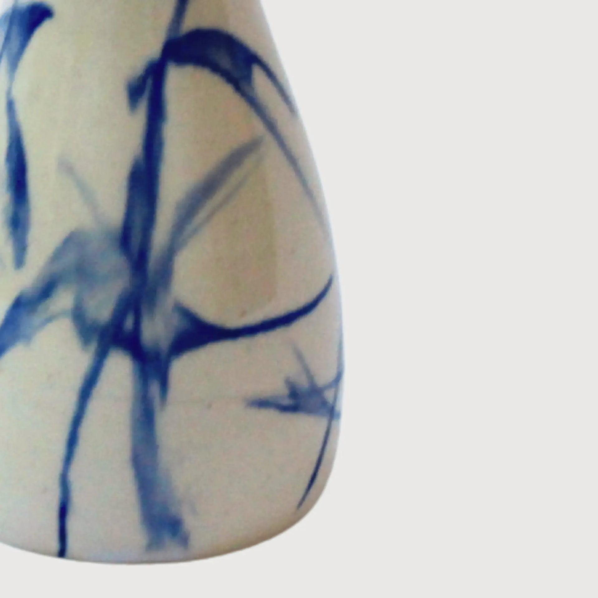 My Store Blue Ink little vase (17 x 8 cm)