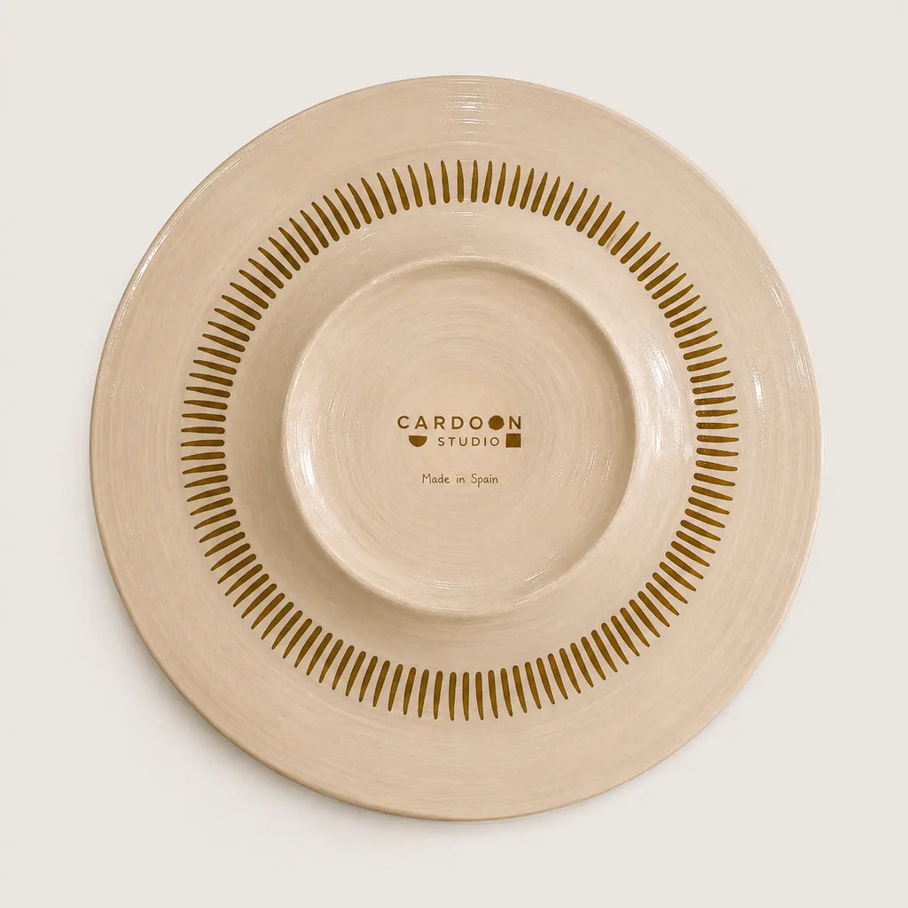 Decorative wall plate hand-painted in gold