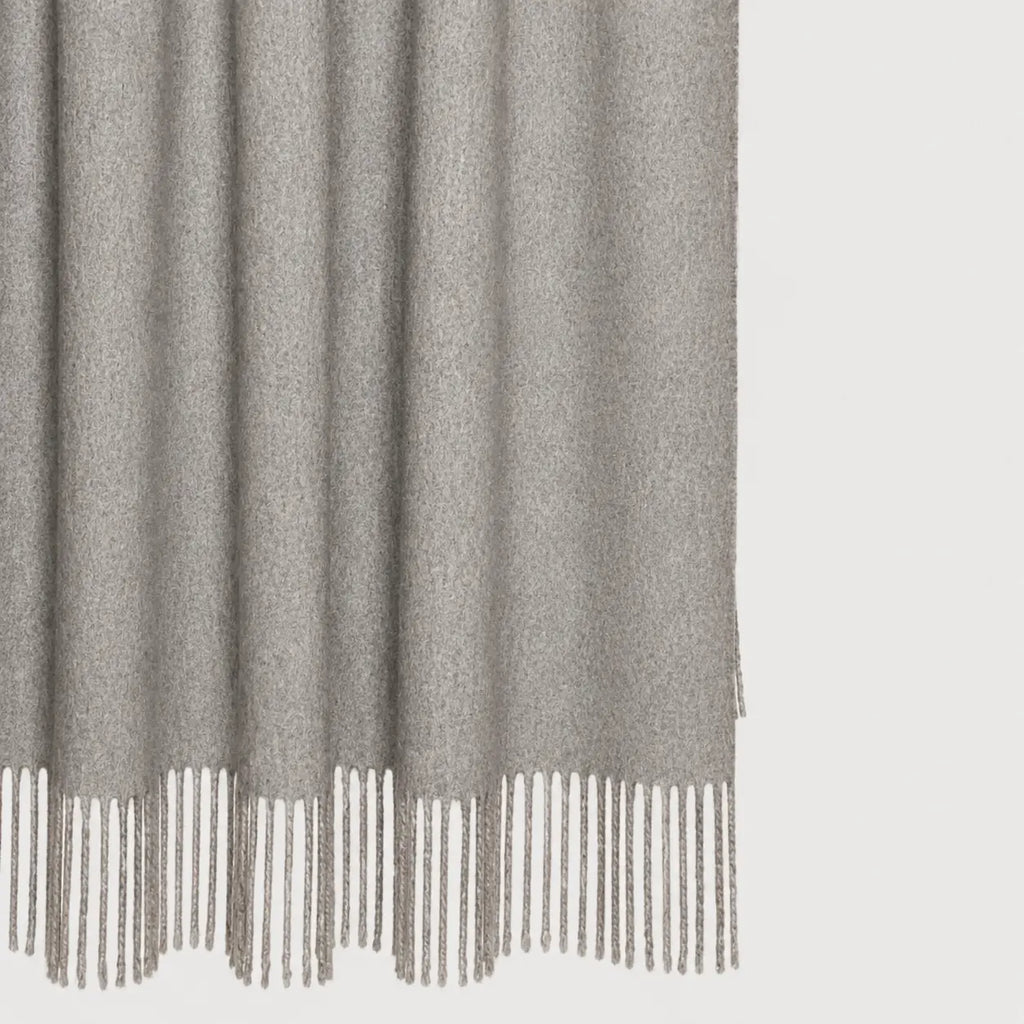 Classic Undyed Throw • Mid Grey