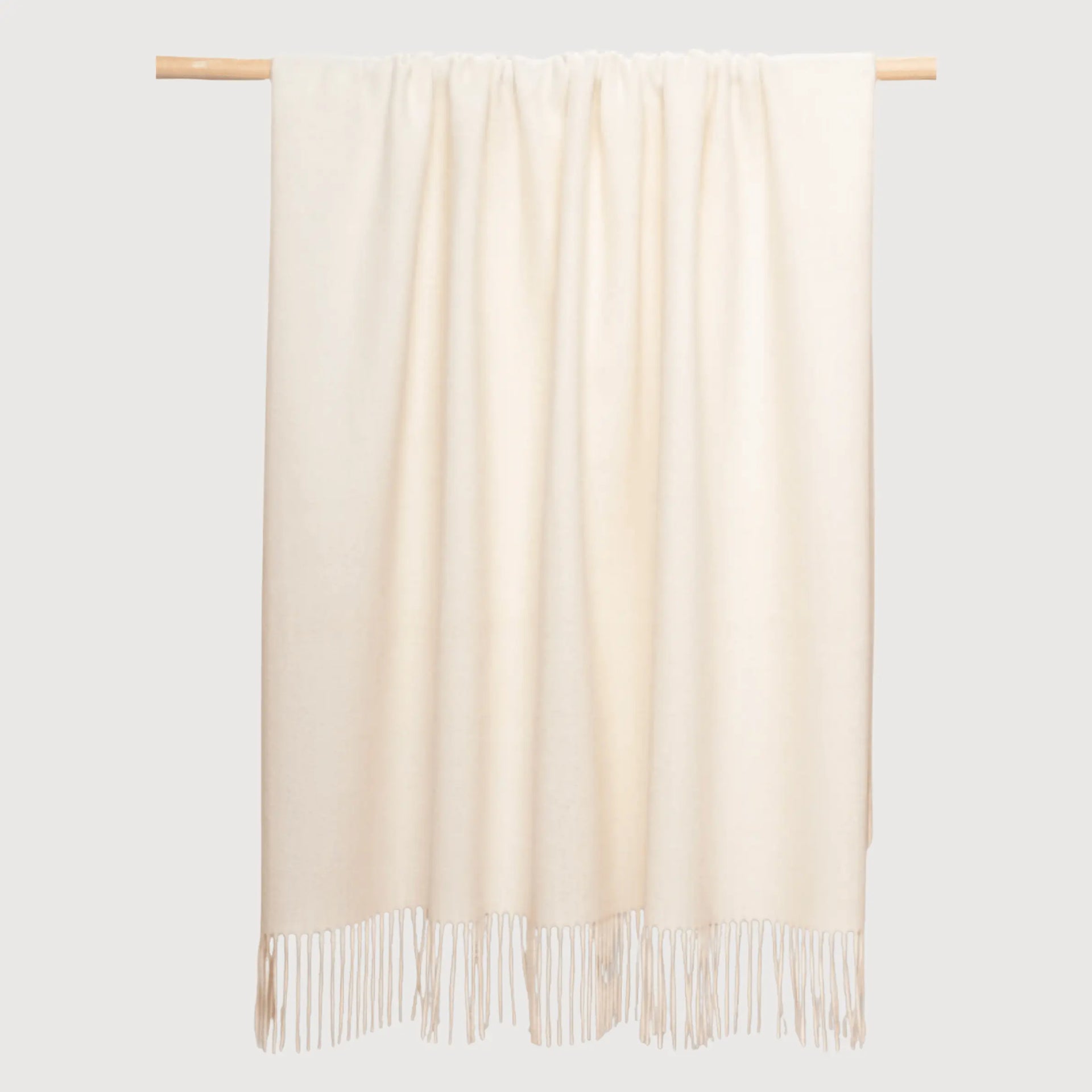 Classic Undyed Throw • Porcelain