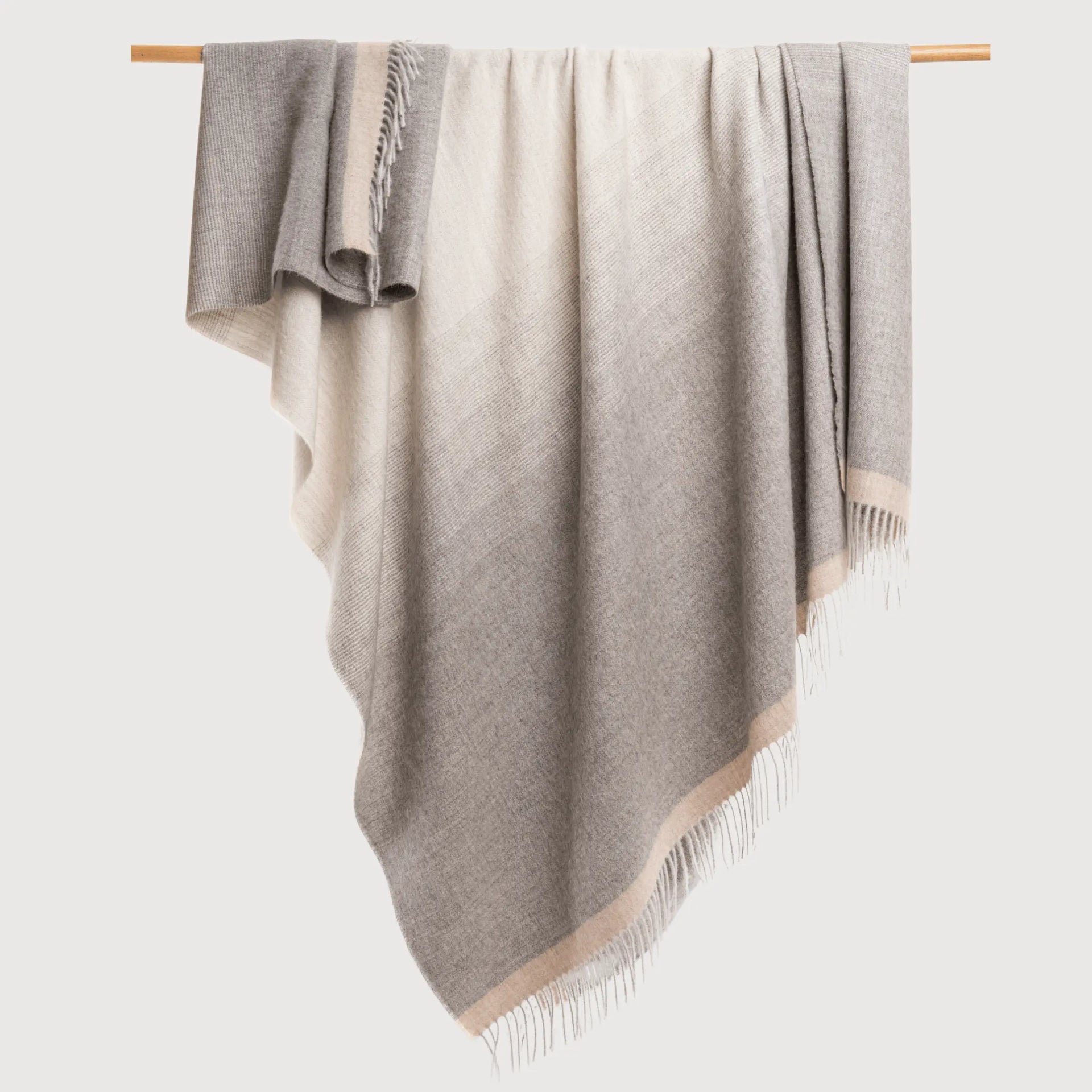 Matiz Ombré Throw • Mid Grey & Silver