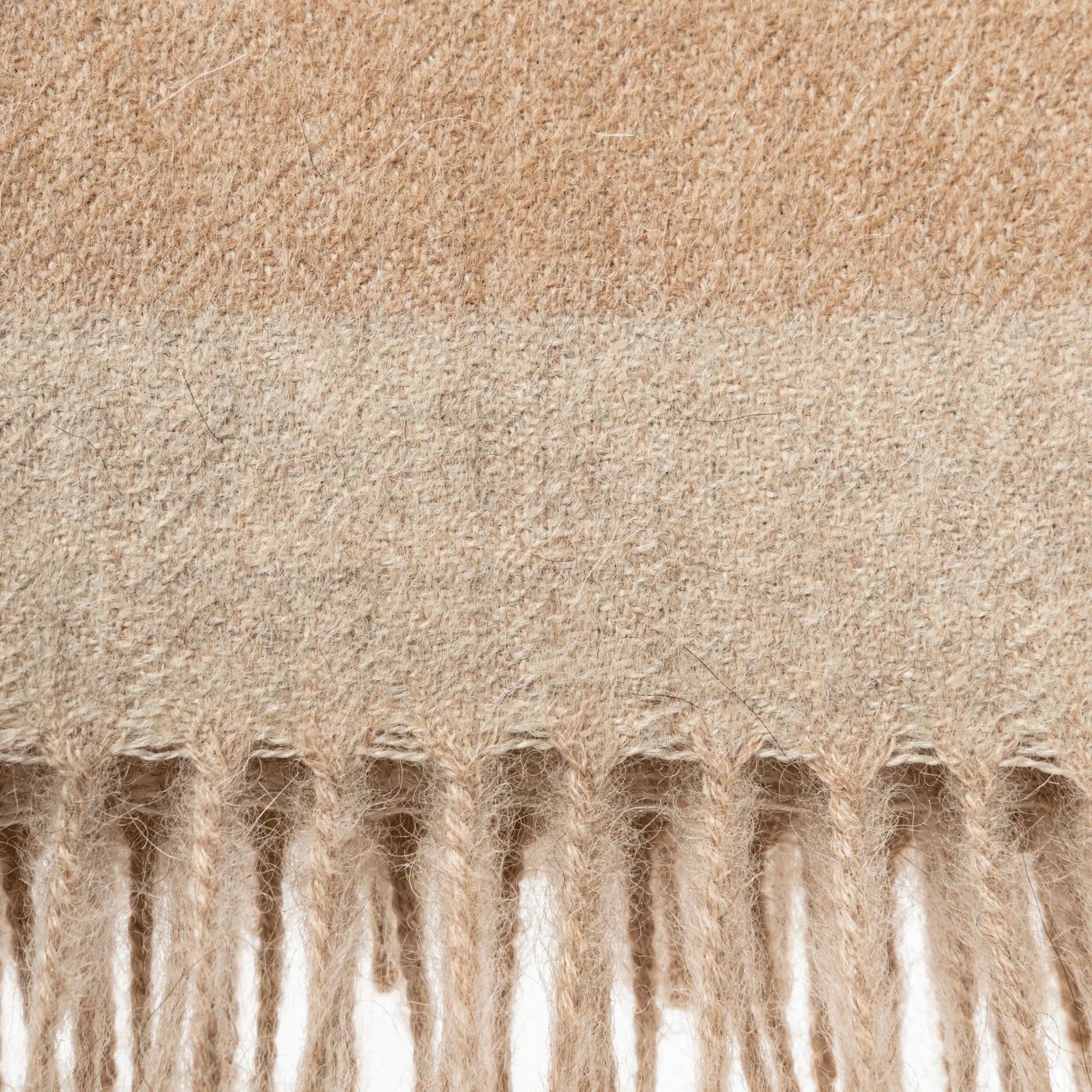 Matiz Ombré Throw • Sandstone & Beige Sand