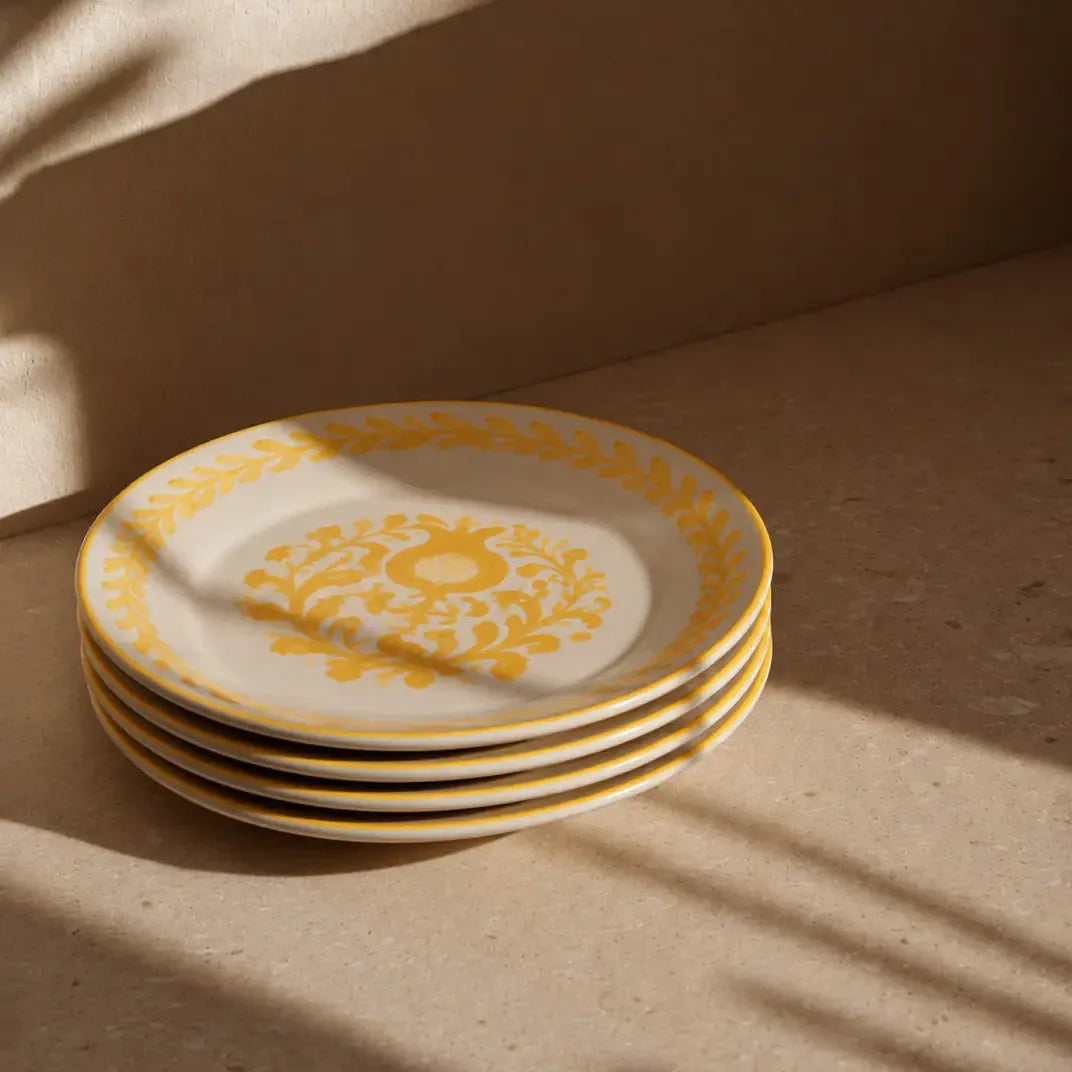 My Store Saffron Pomegranate Plate (22cm)