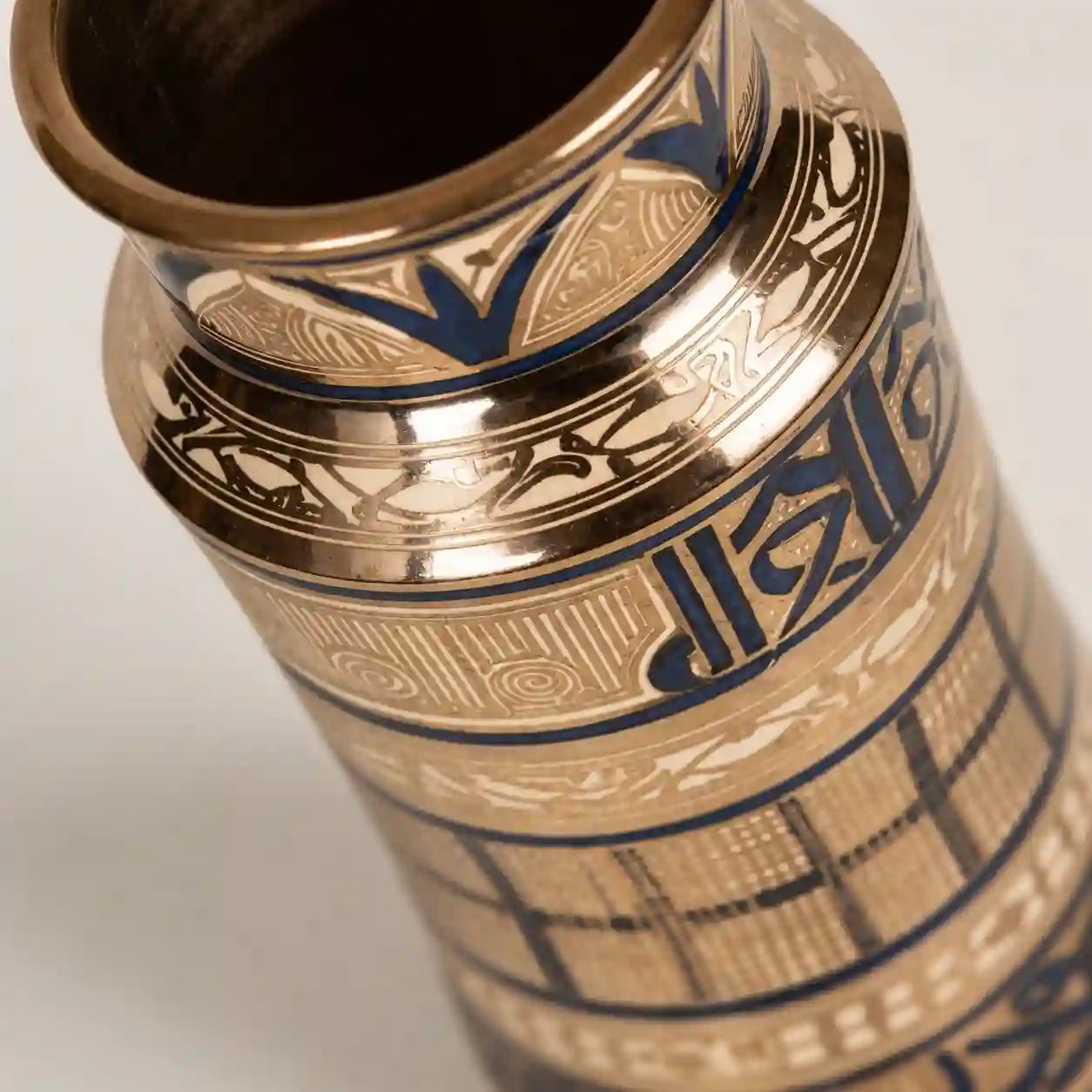 close up Pulse Vase in Lustrware