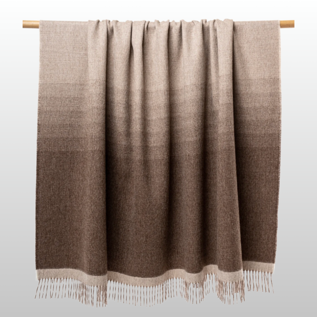Matiz Throw Dark Brown + Beige Ombre