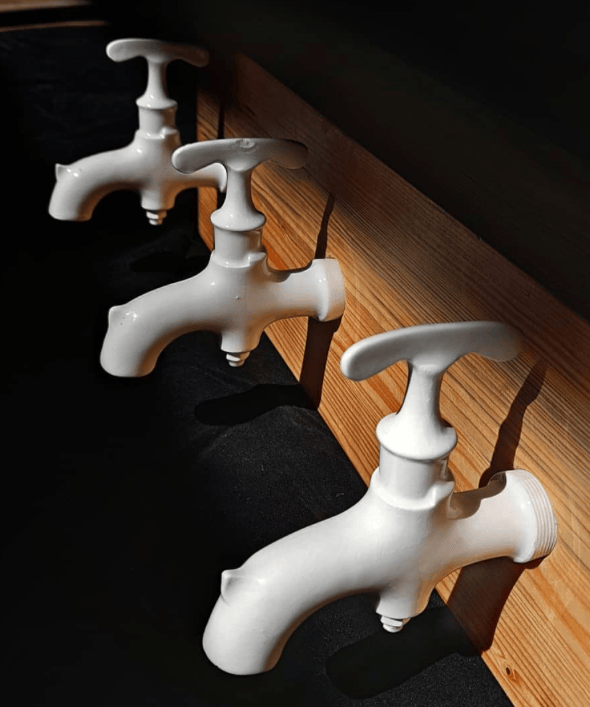 My Store Spout Hanger